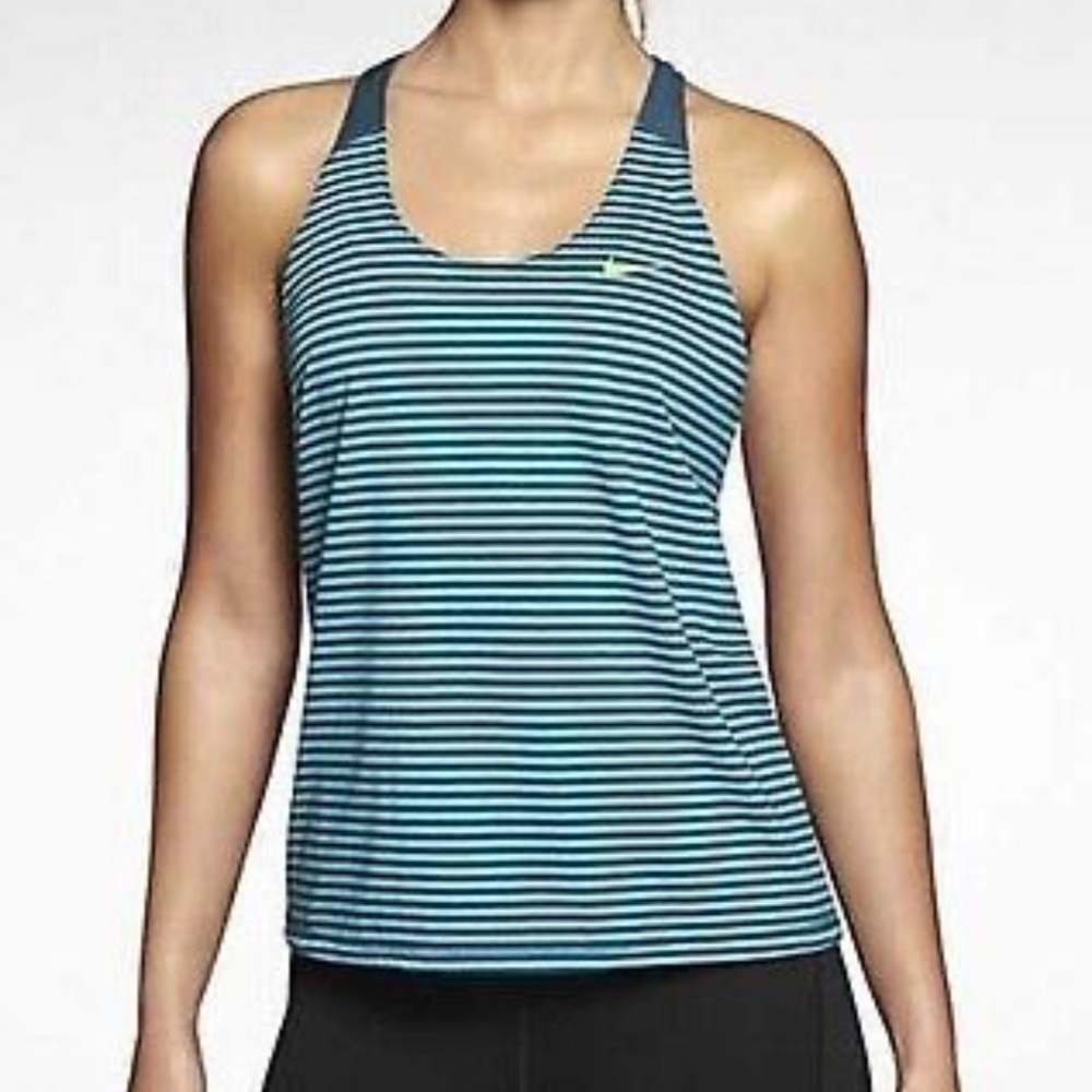 Nike women’s ADV aeroswift